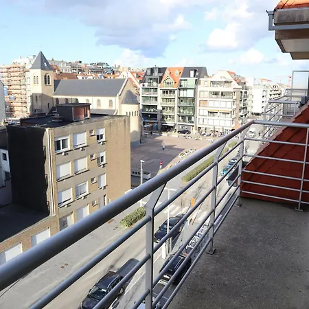 In Near The Marina * ניופורט