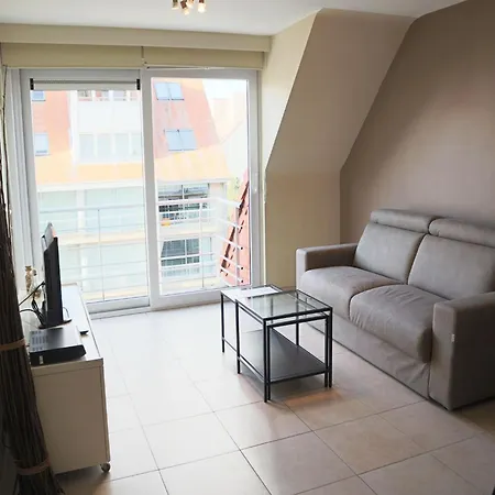 In Near The Marina Апартаменты